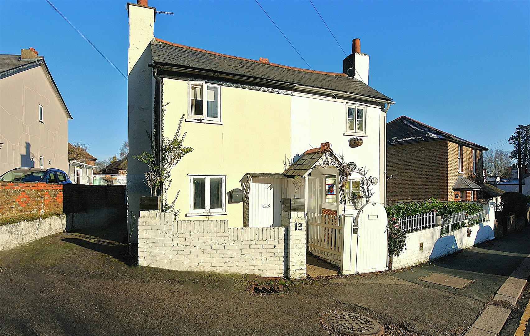 Middle Hill, Englefield Green